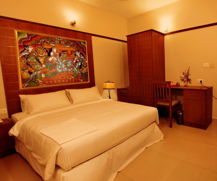 Srivar Hotels Guruvayur Luaran gambar