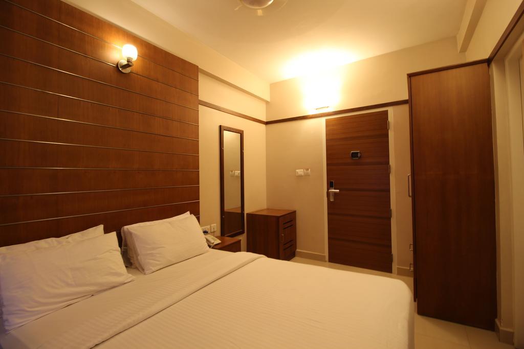 Srivar Hotels Guruvayur Luaran gambar