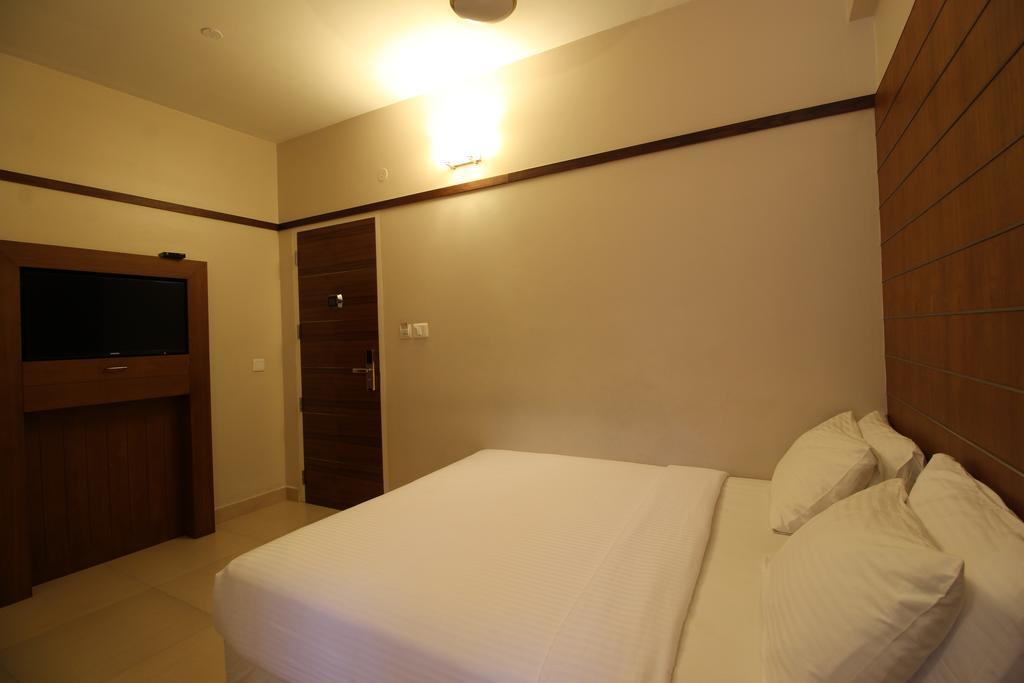 Srivar Hotels Guruvayur Luaran gambar